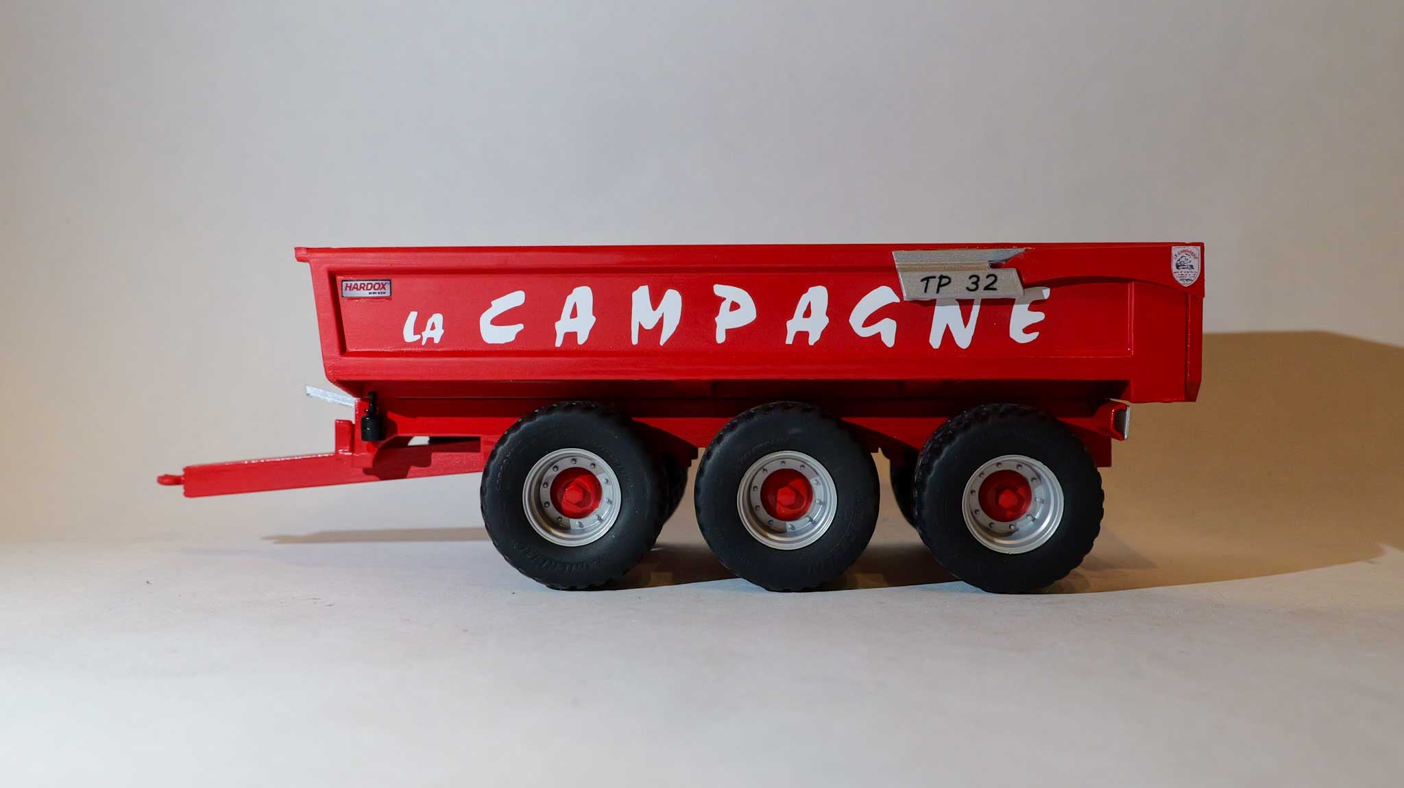 Benne la campagne used - Other 1/32 - Dumpsters Benne la campagne used - Other 1/32 - Dumpsters